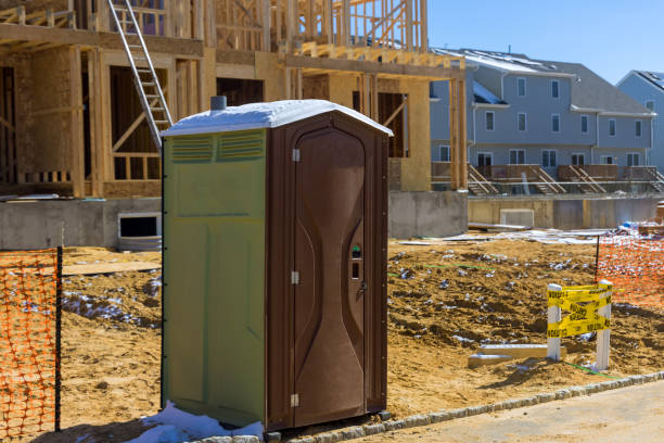 Best Portable restroom trailer rental  in Green Cove Springs, FL
