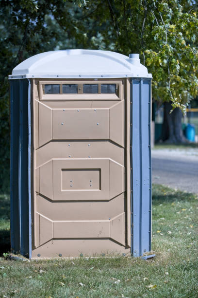 Best Portable restroom trailer rental  in Green Cove Springs, FL